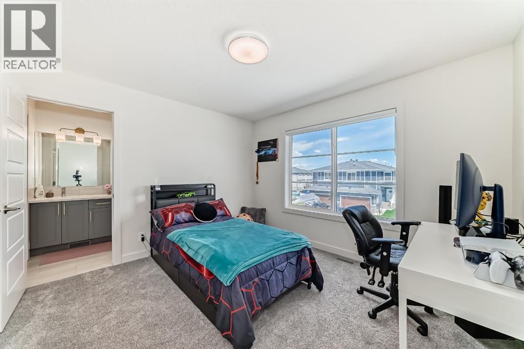 35 Waterford Manor, Chestermere, Alberta  T1X 2T9 - Photo 32 - A2307951