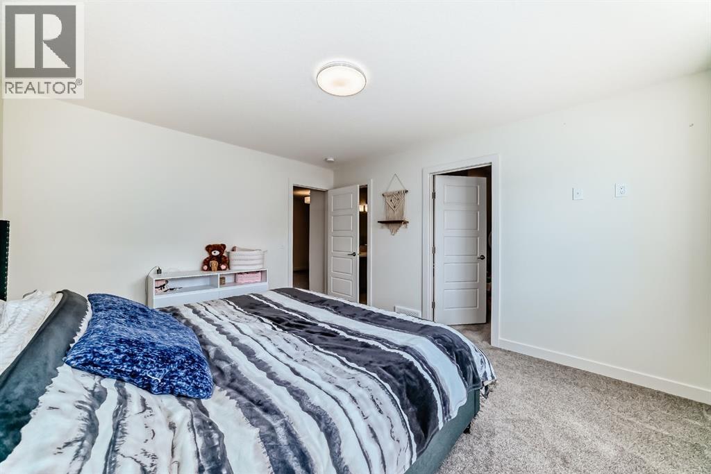 35 Waterford Manor, Chestermere, Alberta  T1X 2T9 - Photo 25 - A2307951