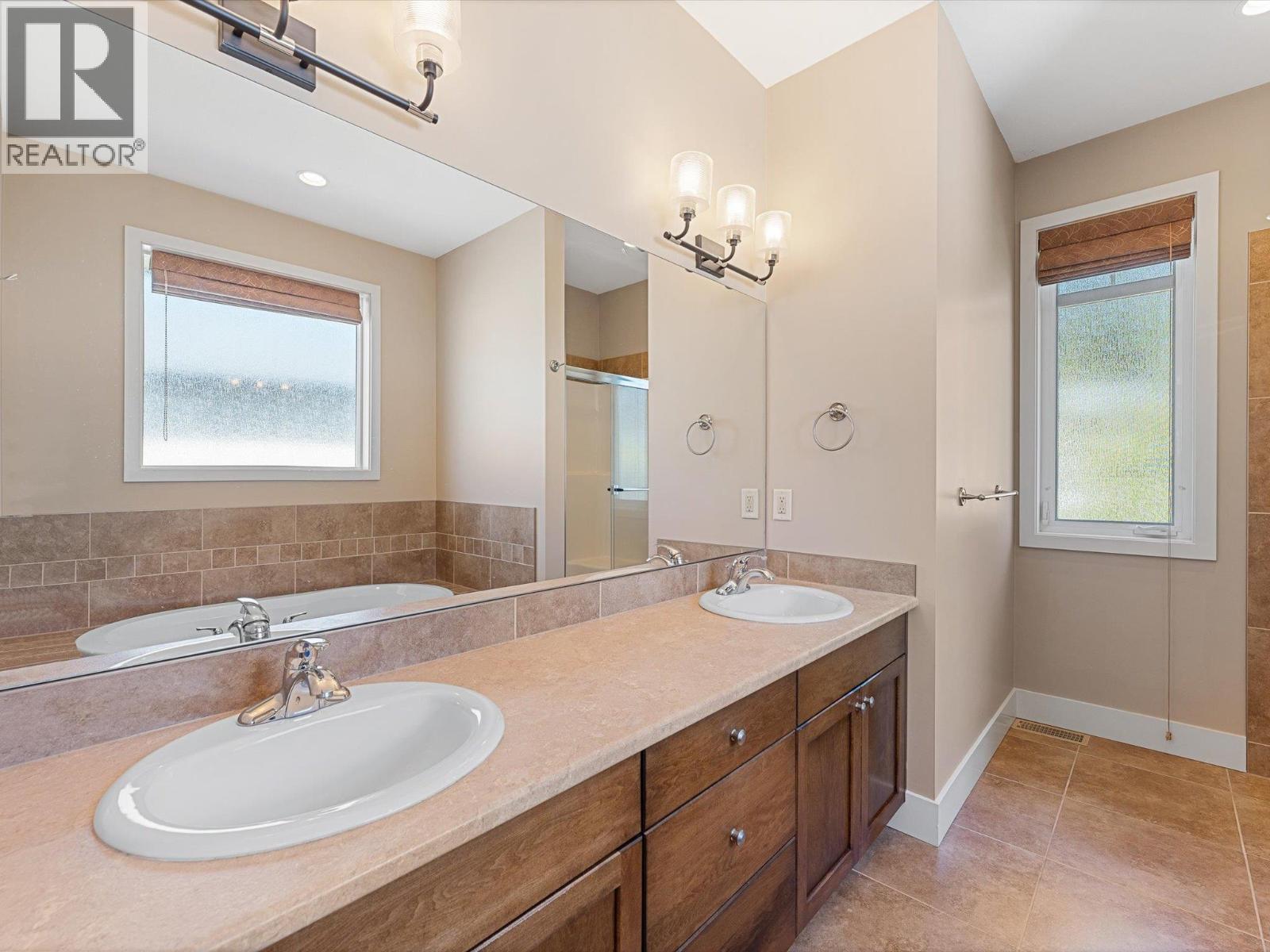 2413 Cobblestone Road, West Kelowna, British Columbia  V4T 3A7 - Photo 32 - 10386381