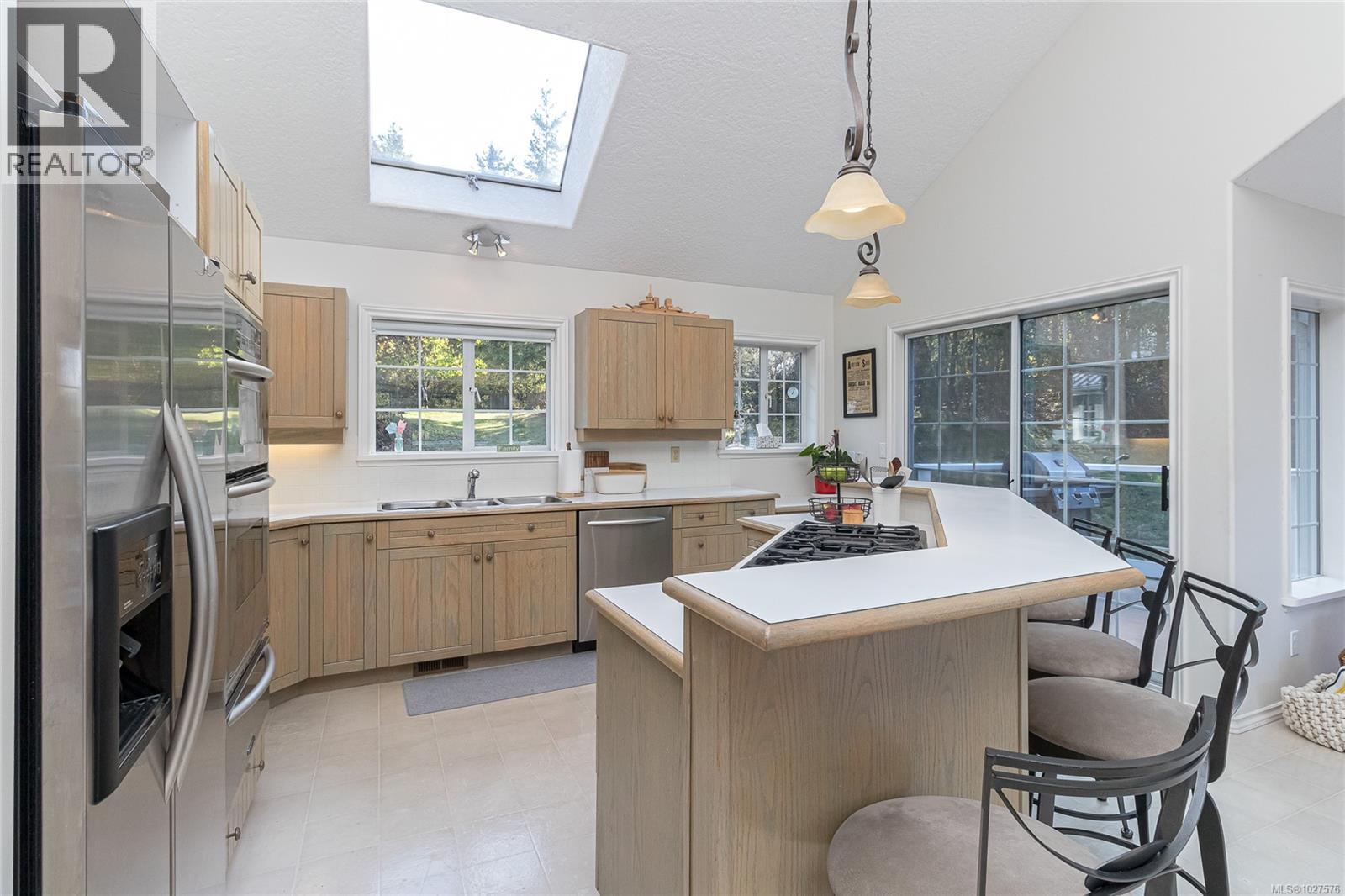 11474 Sumac Dr, North Saanich, British Columbia  V8L 5J8 - Photo 18 - 1027576
