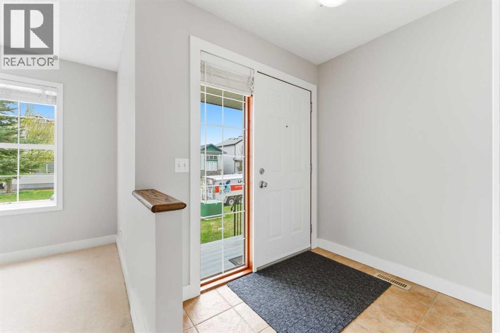 25 Everridge Way Sw, Calgary, Alberta  T2Y 4S1 - Photo 2 - A2309115