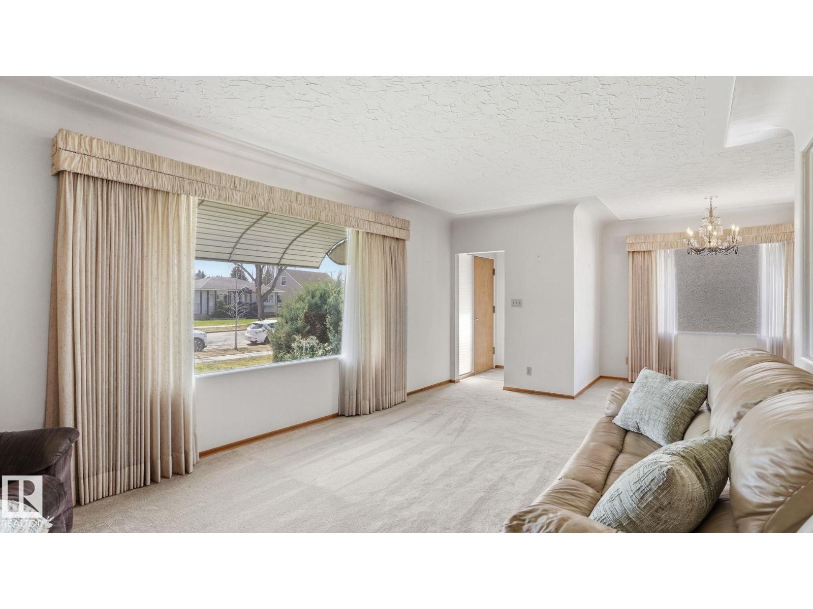 13024 Sherbrooke Av Nw Nw, Edmonton, Alberta  T5L 4E8 - Photo 4 - E4486575