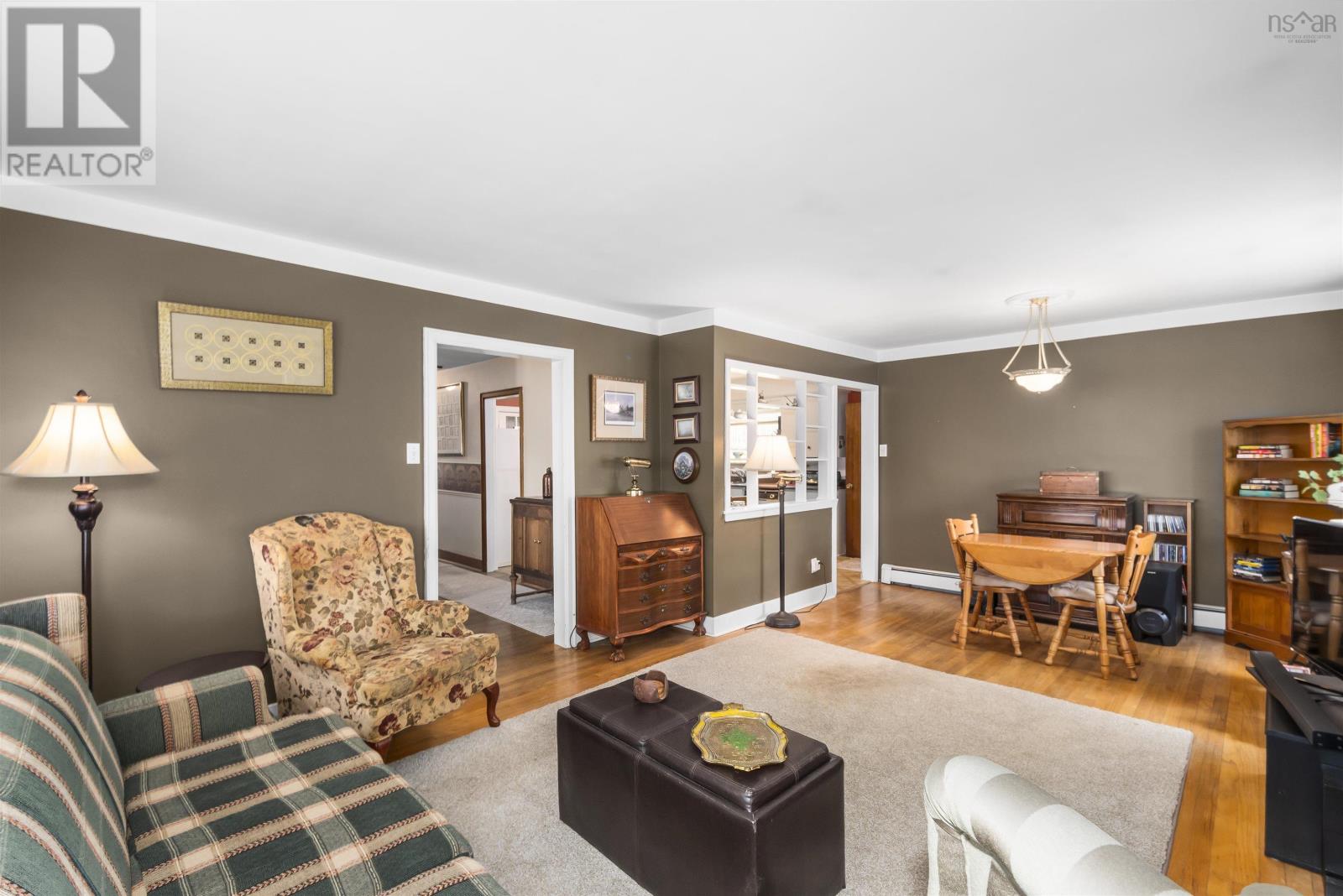 8 Curley Drive, Dartmouth, Nova Scotia  B2Y 1X8 - Photo 6 - 202610188