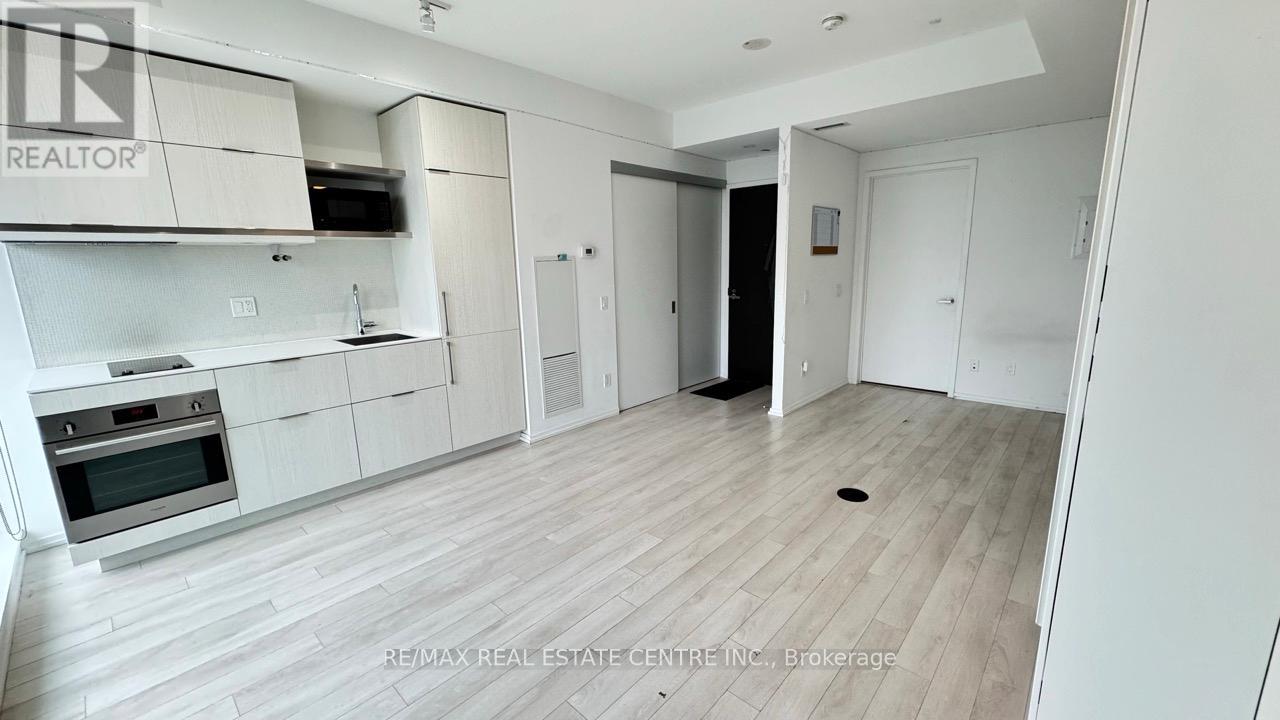 2608 - 197 Yonge Street, Toronto, Ontario  M5B 1M4 - Photo 5 - C13102478