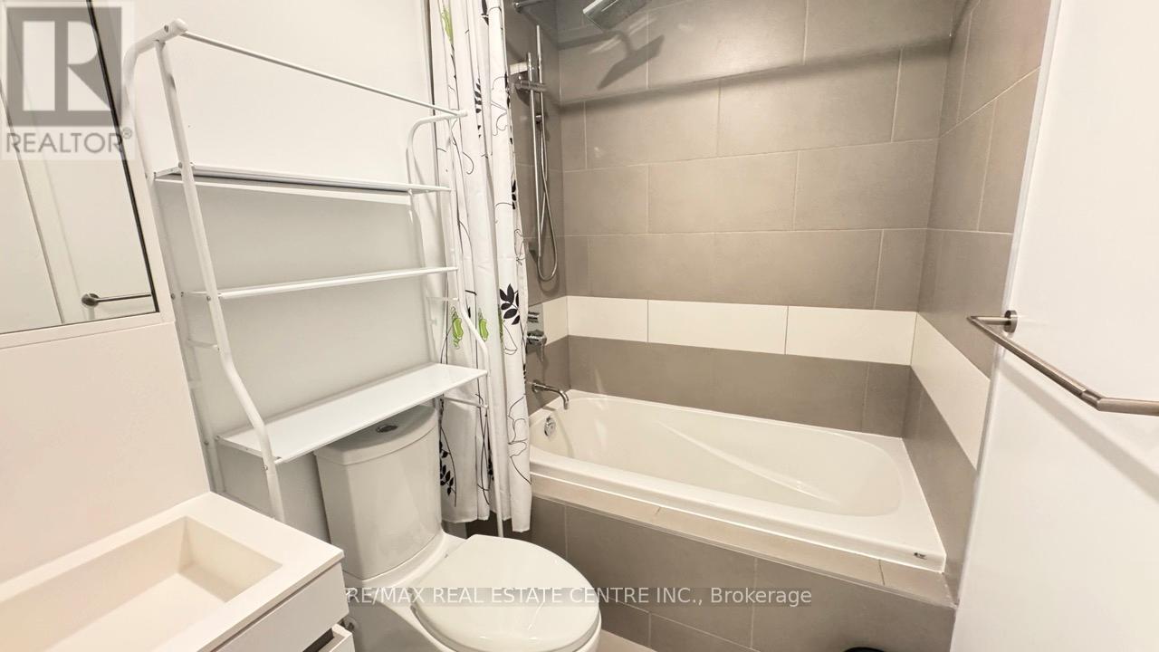 2608 - 197 Yonge Street, Toronto, Ontario  M5B 1M4 - Photo 7 - C13102478