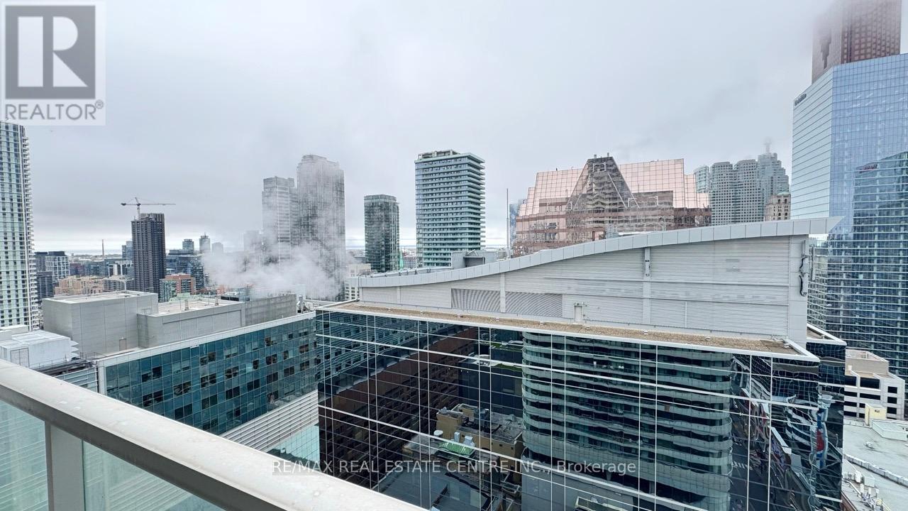 2608 - 197 Yonge Street, Toronto, Ontario  M5B 1M4 - Photo 9 - C13102478