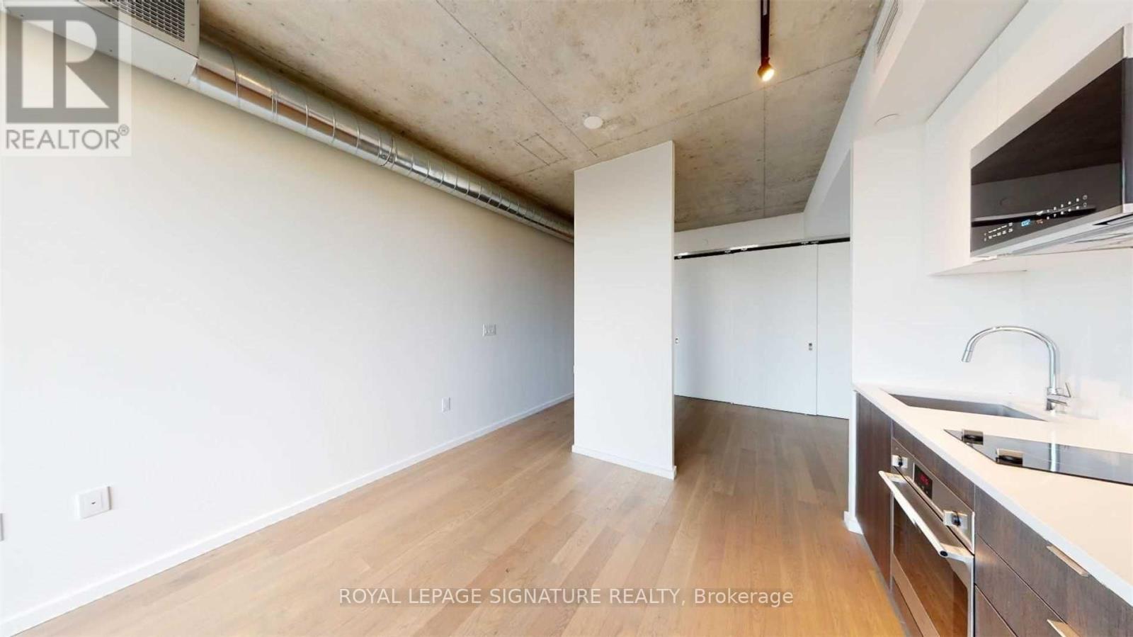 508 - 21 Lawren Harris Square, Toronto, Ontario  M5A 1H7 - Photo 4 - C13102514