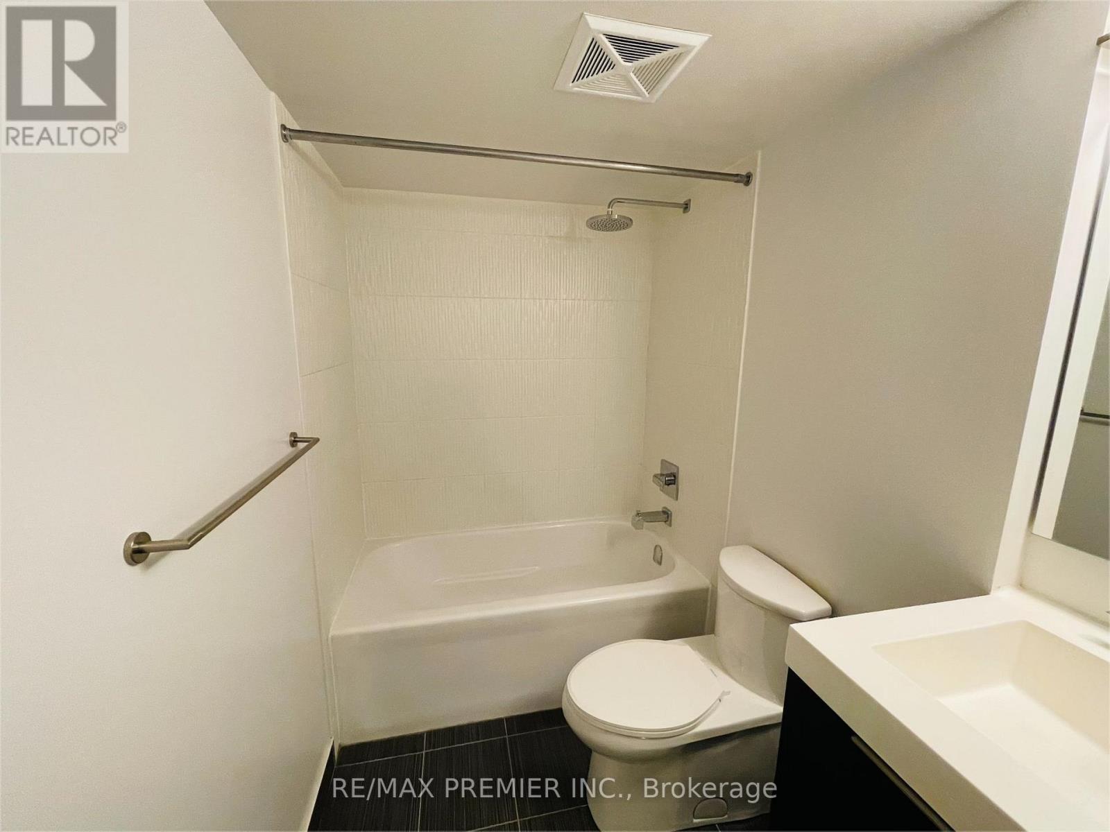 708 - 318 Richmond Street W, Toronto, Ontario  M5V 0B4 - Photo 13 - C13102526