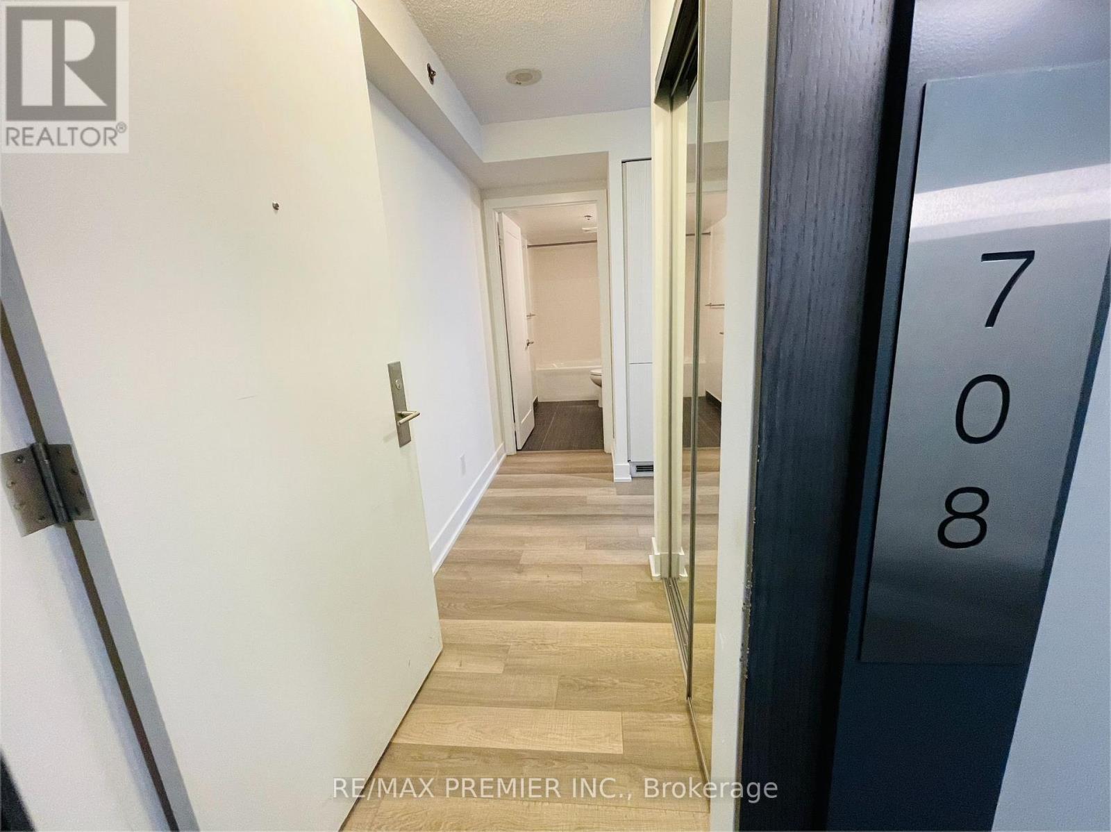708 - 318 Richmond Street W, Toronto, Ontario  M5V 0B4 - Photo 2 - C13102526