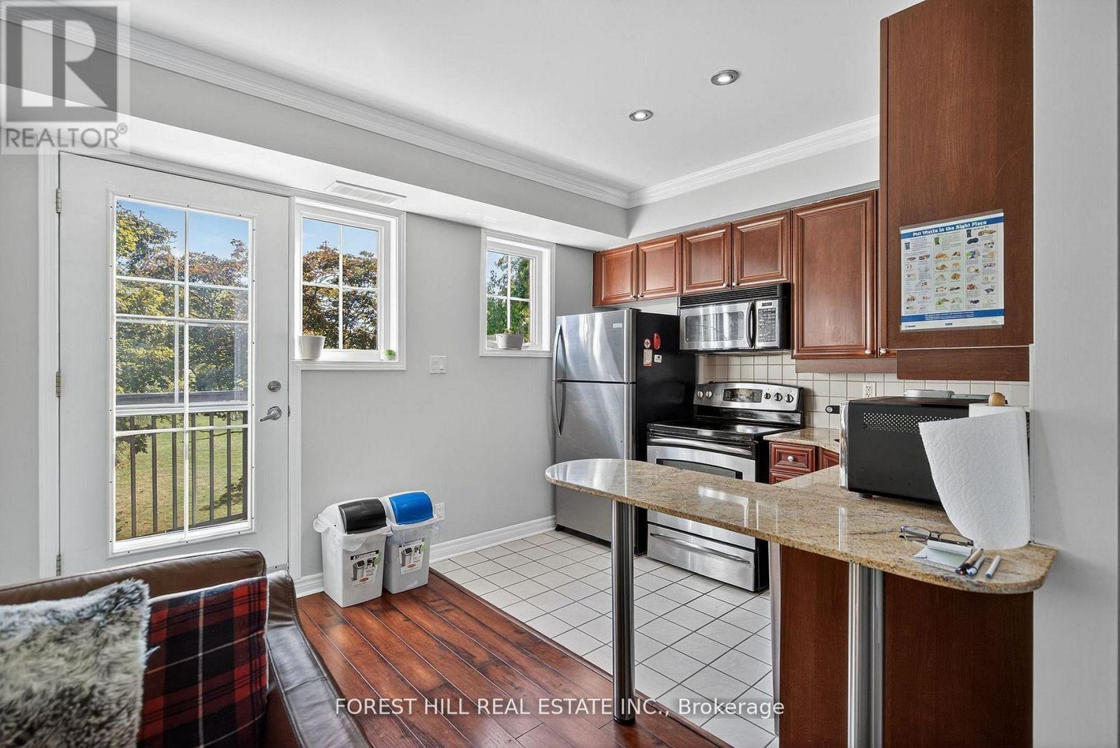 305 - 1785 Eglinton Avenue E, Toronto, Ontario  M4A 2Y6 - Photo 4 - C13102544