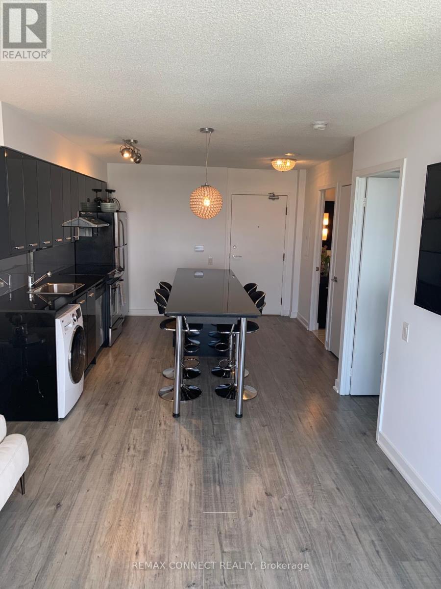 1812 - 19 Singer Court, Toronto, Ontario  M2K 0B2 - Photo 2 - C13102558