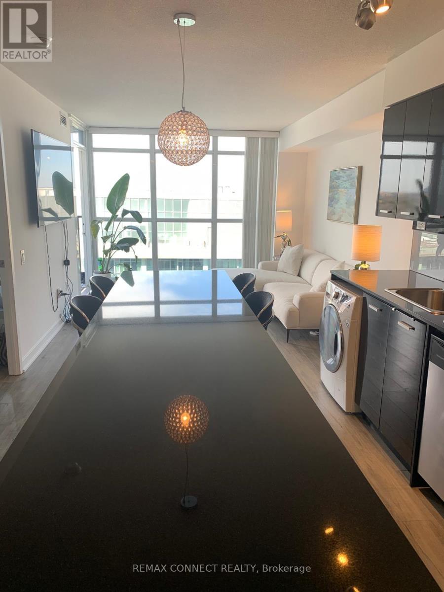 1812 - 19 Singer Court, Toronto, Ontario  M2K 0B2 - Photo 4 - C13102558