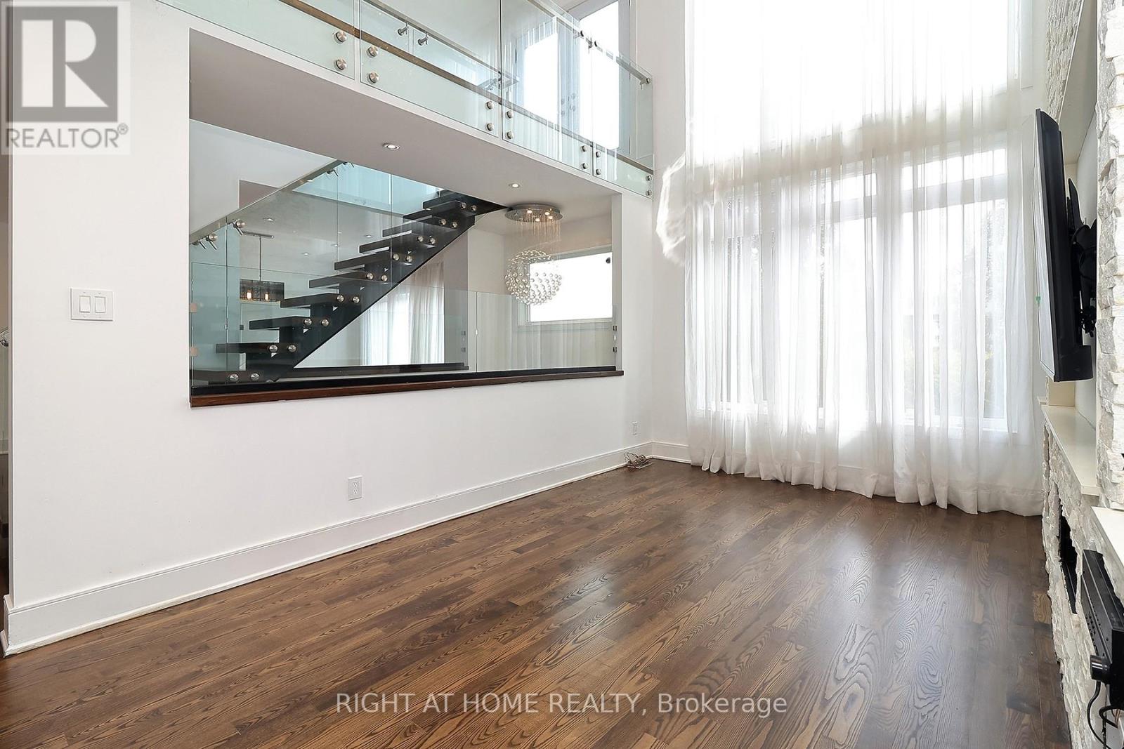 2 Chalet Road, Toronto, Ontario  M2J 3V4 - Photo 10 - C13102644