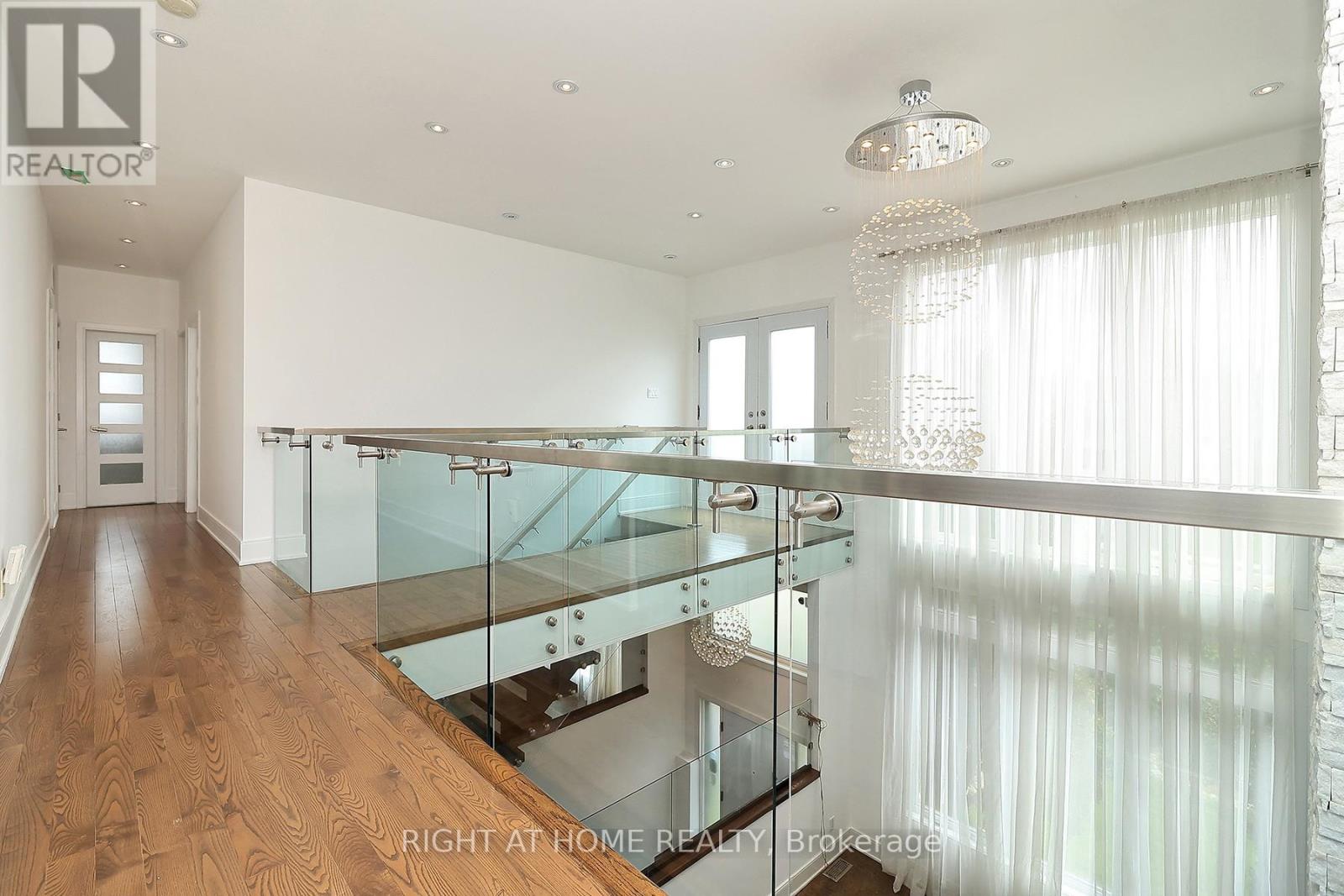 2 Chalet Road, Toronto, Ontario  M2J 3V4 - Photo 20 - C13102644
