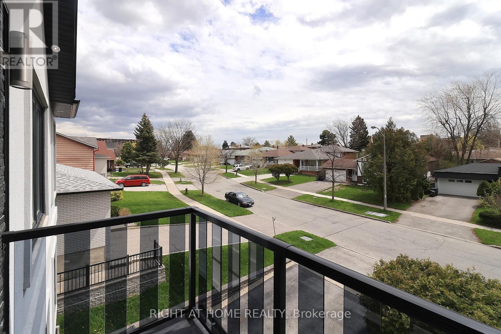 2 Chalet Road, Toronto, Ontario  M2J 3V4 - Photo 33 - C13102644