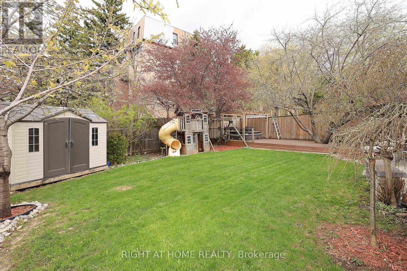 2 Chalet Road, Toronto, Ontario  M2J 3V4 - Photo 46 - C13102644
