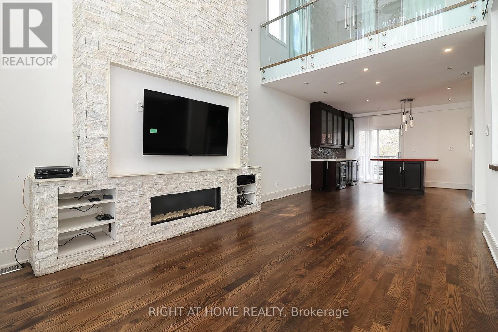 2 Chalet Road, Toronto, Ontario  M2J 3V4 - Photo 8 - C13102644