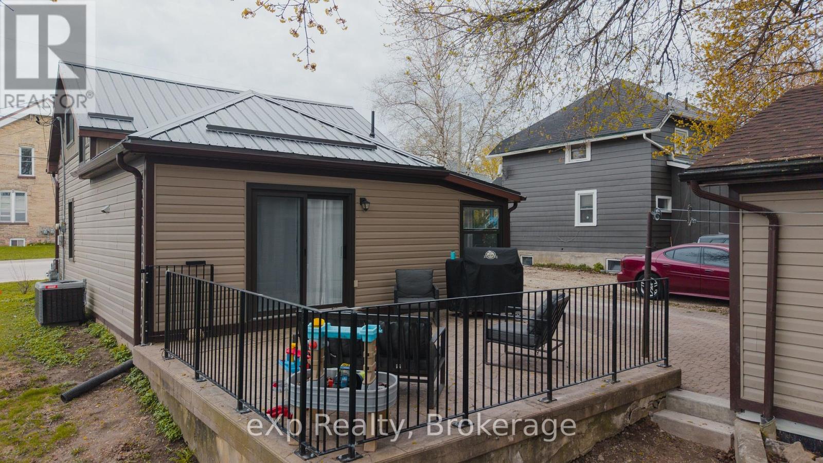 361 William Street, Wellington North, Ontario  N0G 2L3 - Photo 22 - X12885586