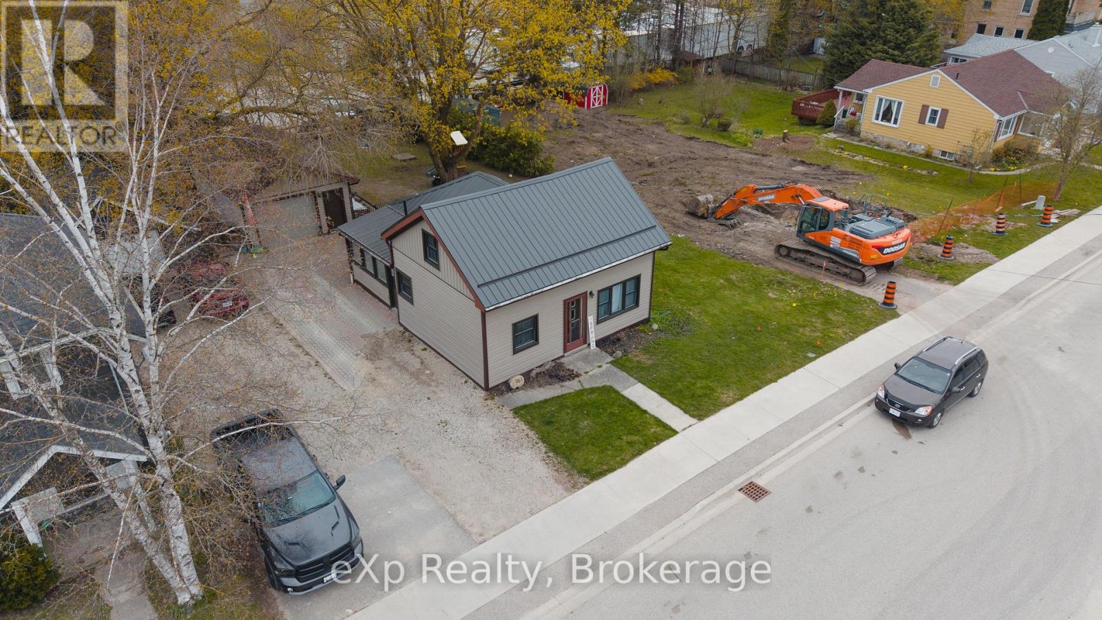 361 William Street, Wellington North, Ontario  N0G 2L3 - Photo 2 - X12885586