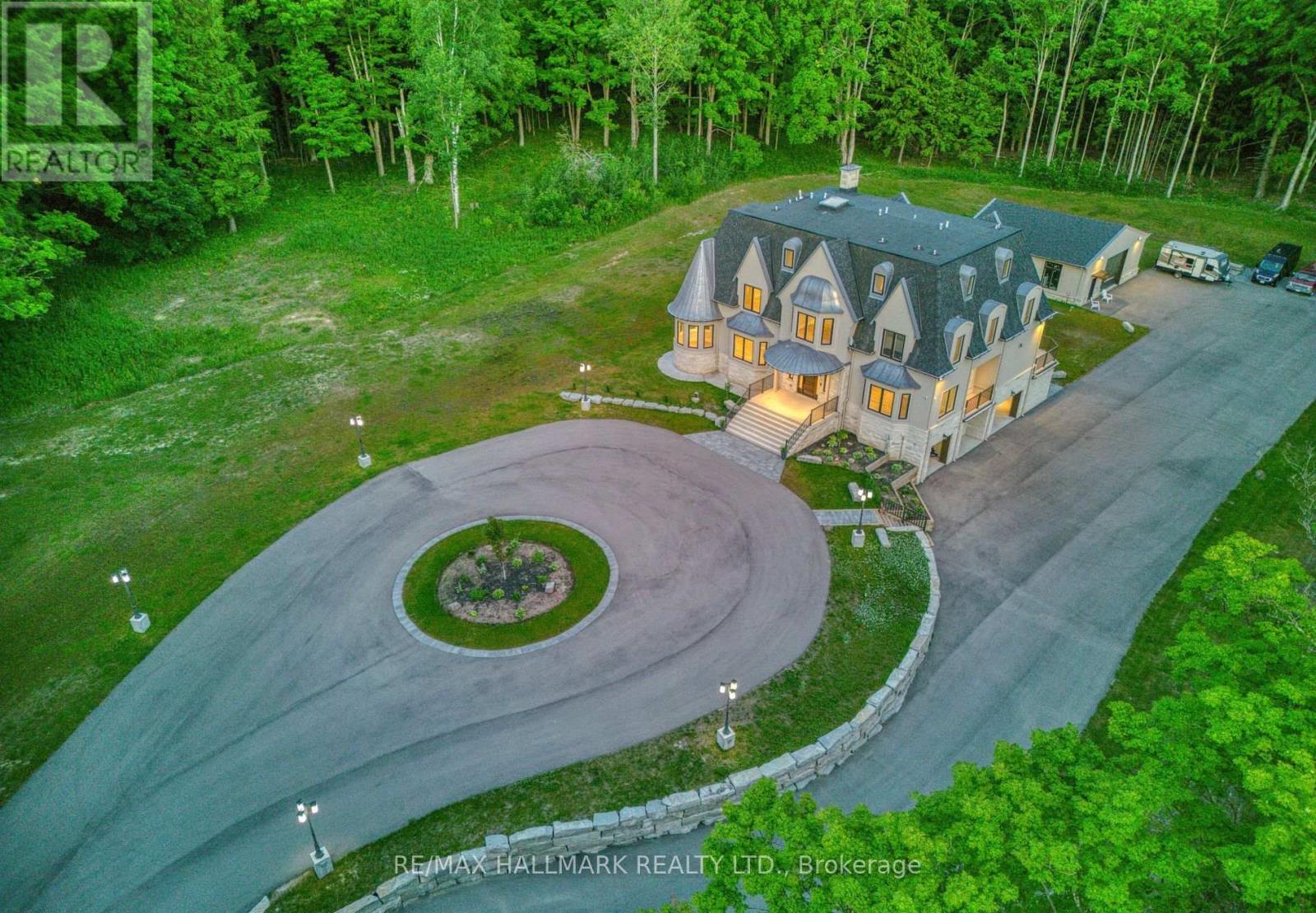 3225 DAVIS DRIVE, Whitchurch-Stouffville, Ontario