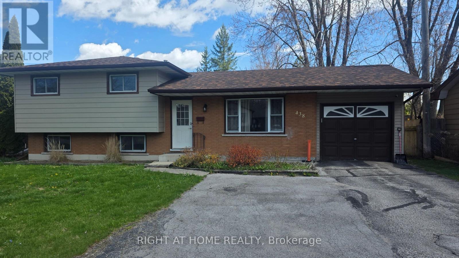 438 FOREST AVENUE S, Orillia, Ontario