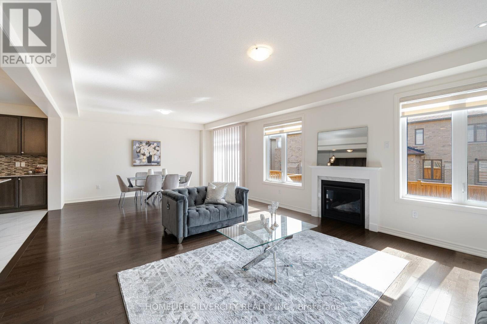 24 Dumaine Street, Whitby, Ontario  L1P 0G8 - Photo 15 - E13102648