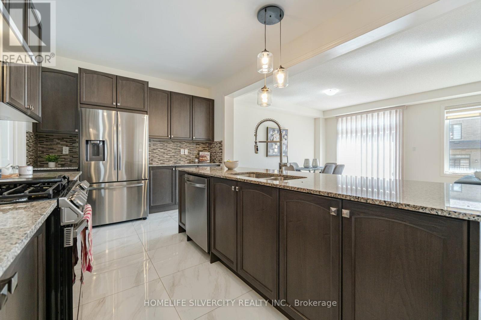 24 Dumaine Street, Whitby, Ontario  L1P 0G8 - Photo 22 - E13102648