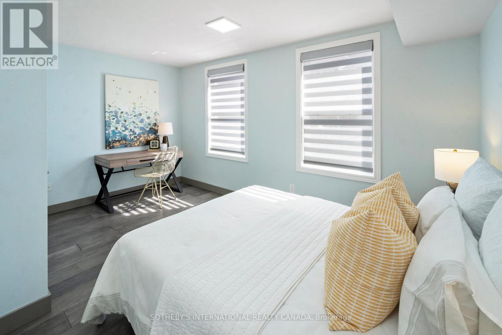 30 Michael Power Place, Toronto, Ontario  M9A 5G9 - Photo 25 - W12701306