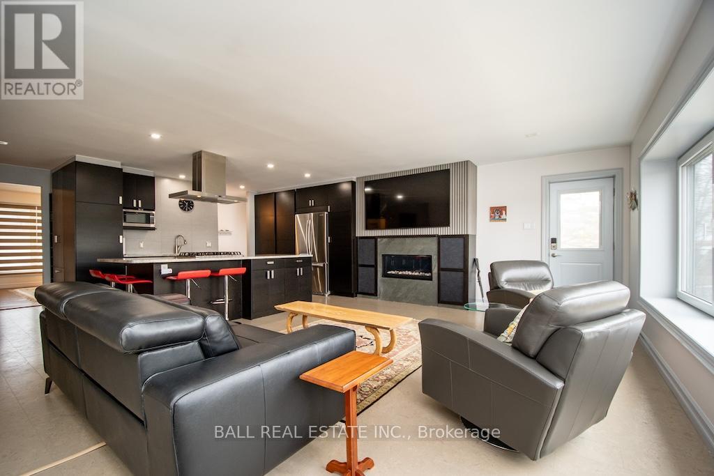 868 Twomey Place, Selwyn, Ontario  K0L 1T0 - Photo 8 - X12969406