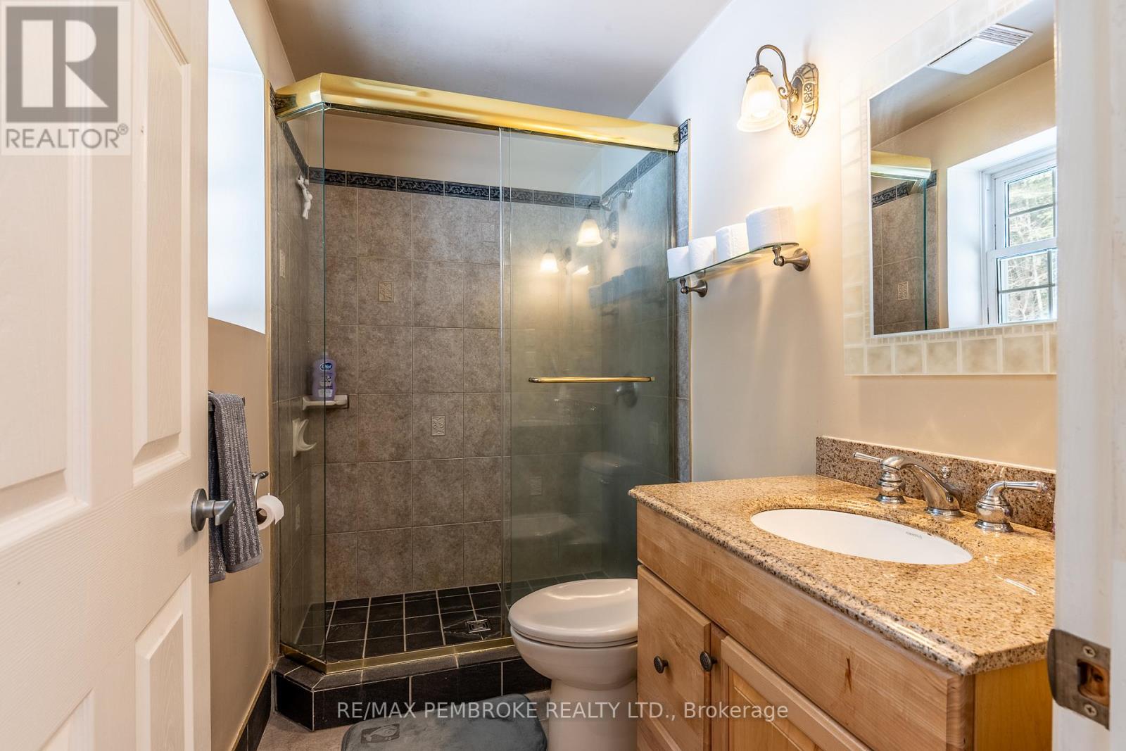 226 Eichstaedt Road, Petawawa, Ontario  K8H 2W8 - Photo 34 - X12940990
