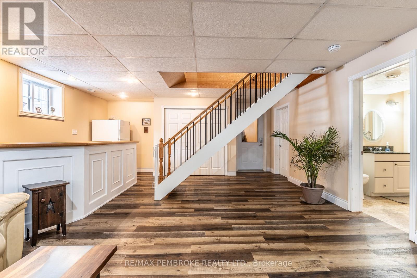 226 Eichstaedt Road, Petawawa, Ontario  K8H 2W8 - Photo 39 - X12940990