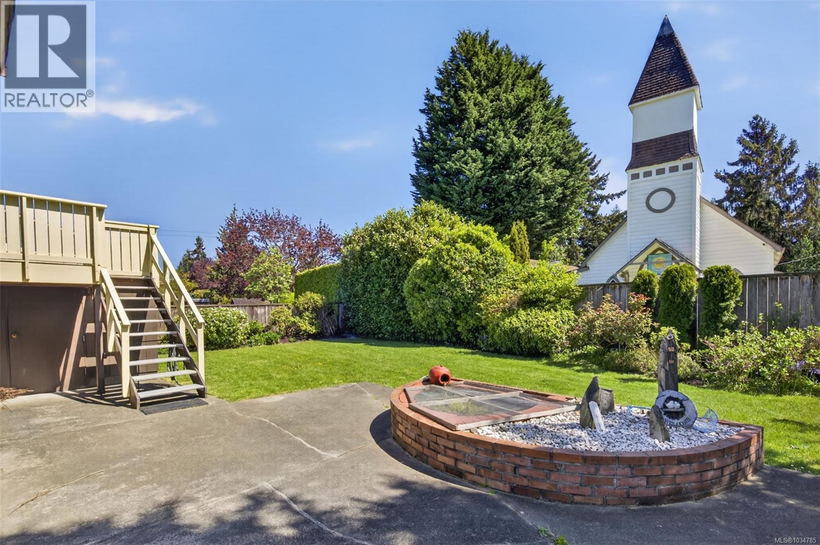7739 Bruce Gordon Pl, Central Saanich, British Columbia  V8M 1L6 - Photo 41 - 1034785