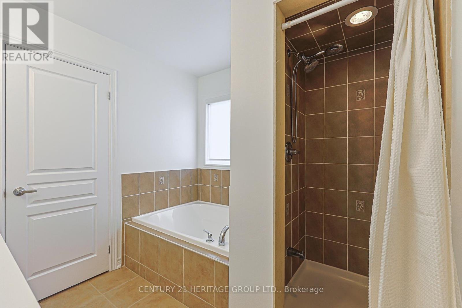 64 Lourakis Street, Richmond Hill, Ontario  L4E 0L4 - Photo 22 - N13102562