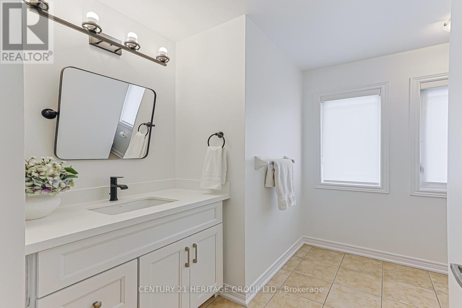 64 Lourakis Street, Richmond Hill, Ontario  L4E 0L4 - Photo 30 - N13102562