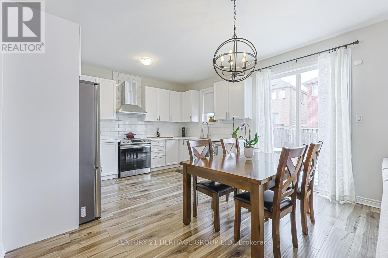 64 Lourakis Street, Richmond Hill, Ontario  L4E 0L4 - Photo 9 - N13102562