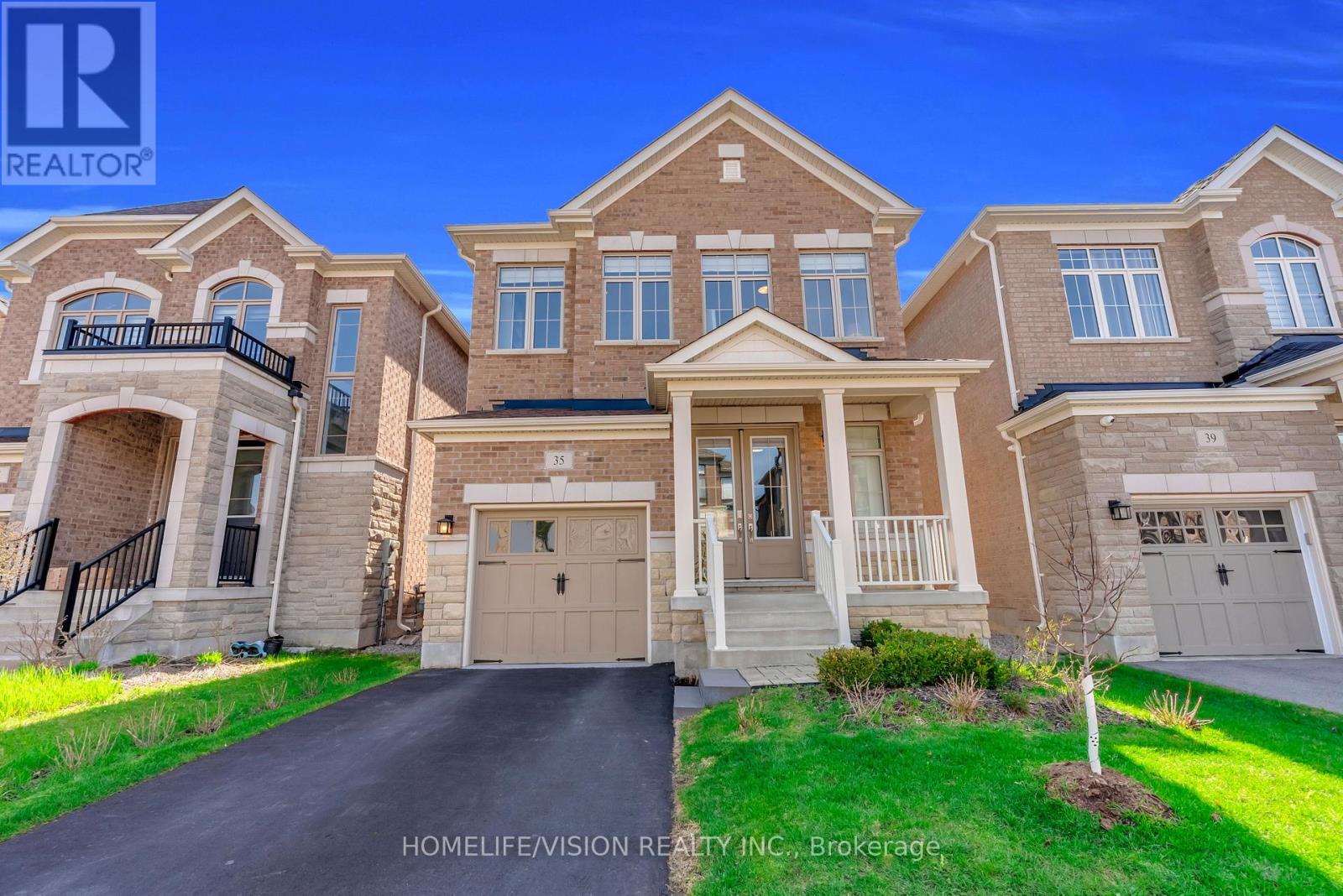 35 Pine Hill Crescent, Aurora, Ontario  L4G 3Y2 - Photo 4 - N13102572