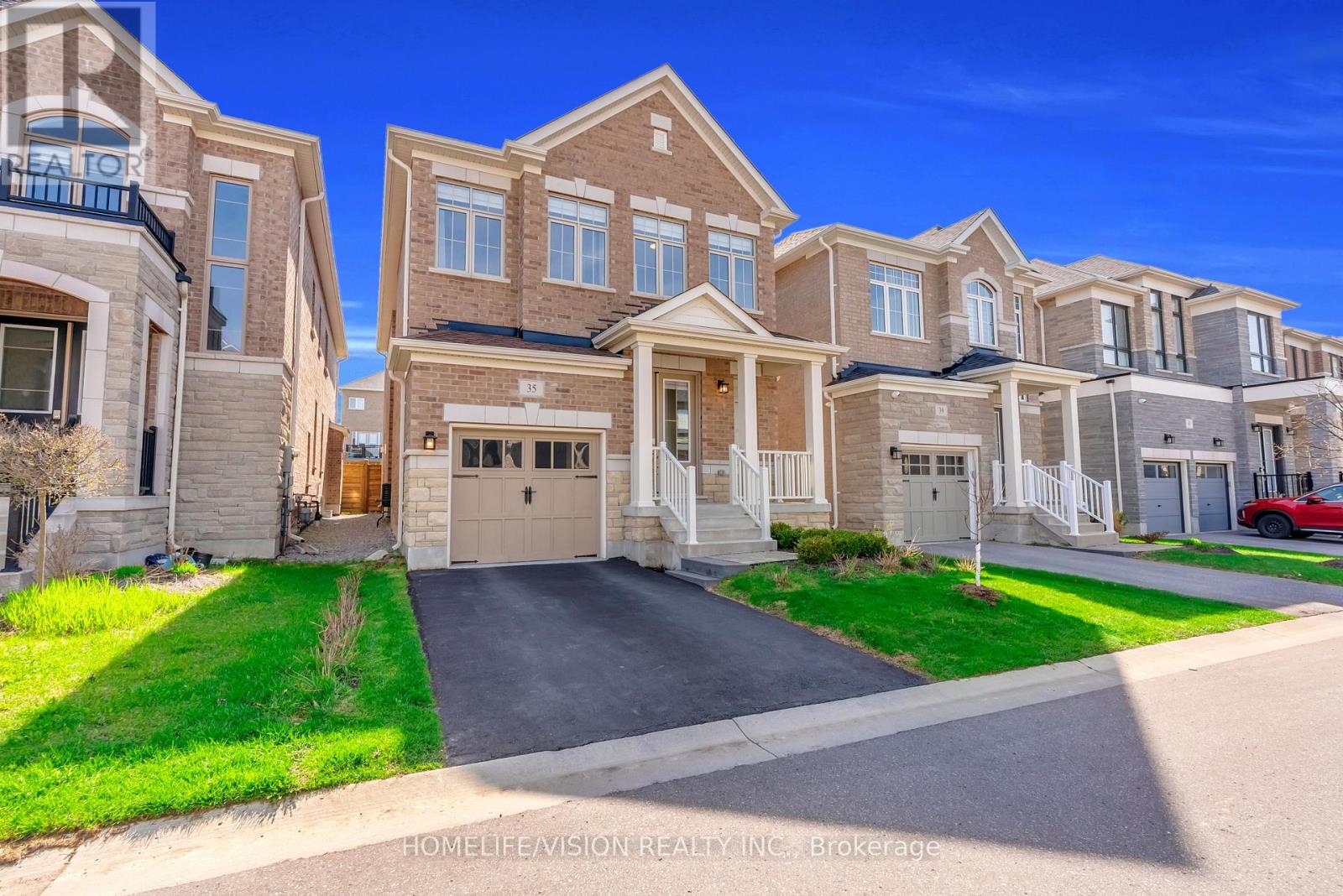 35 Pine Hill Crescent, Aurora, Ontario  L4G 3Y2 - Photo 5 - N13102572