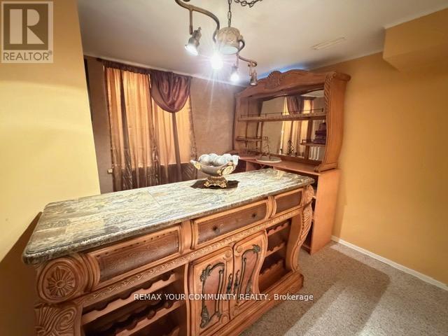 19 Roosevelt Drive, Richmond Hill, Ontario  L4C 6V1 - Photo 25 - N13102592