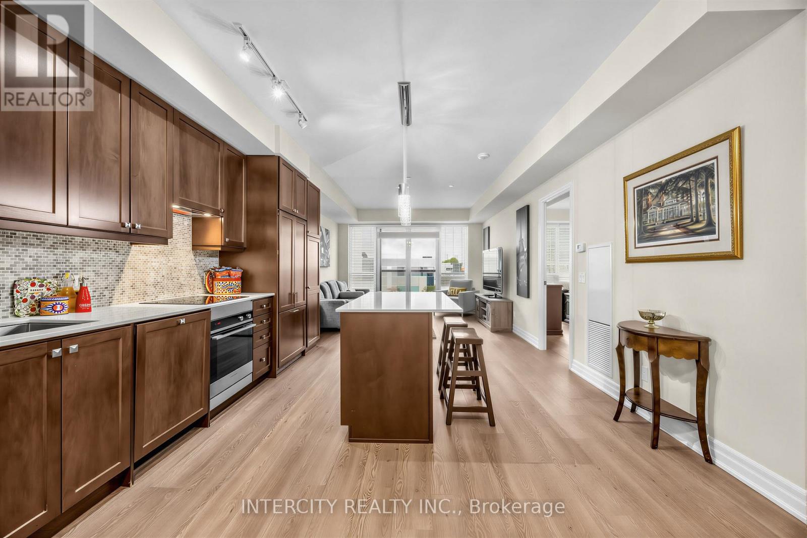 210 - 9075 Jane Street, Vaughan, Ontario  L4K 0L7 - Photo 10 - N13102624