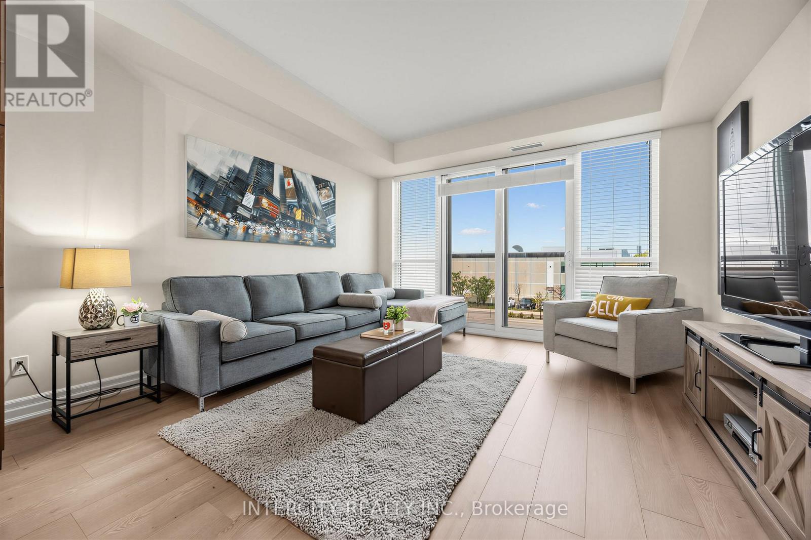 210 - 9075 Jane Street, Vaughan, Ontario  L4K 0L7 - Photo 2 - N13102624