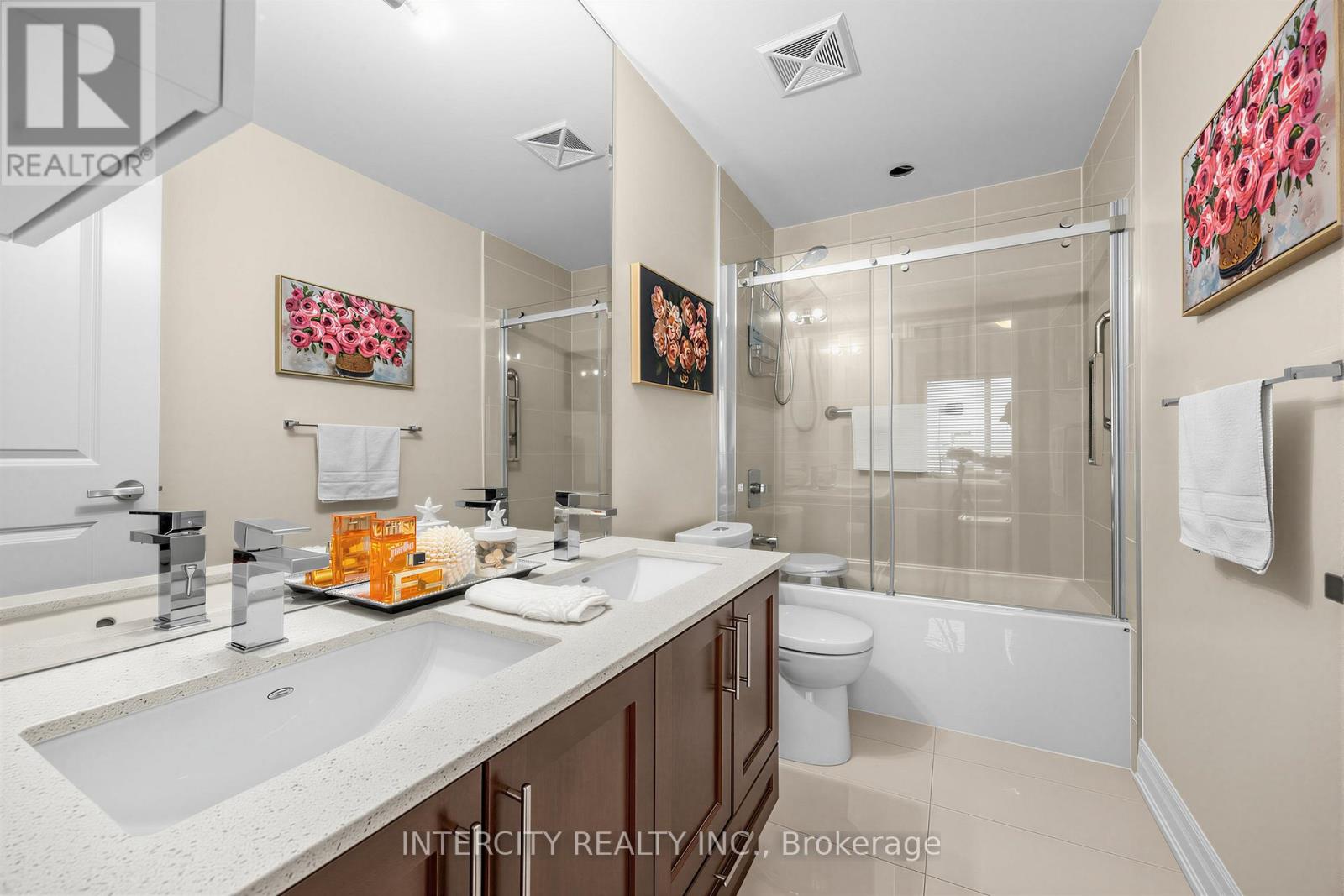 210 - 9075 Jane Street, Vaughan, Ontario  L4K 0L7 - Photo 23 - N13102624