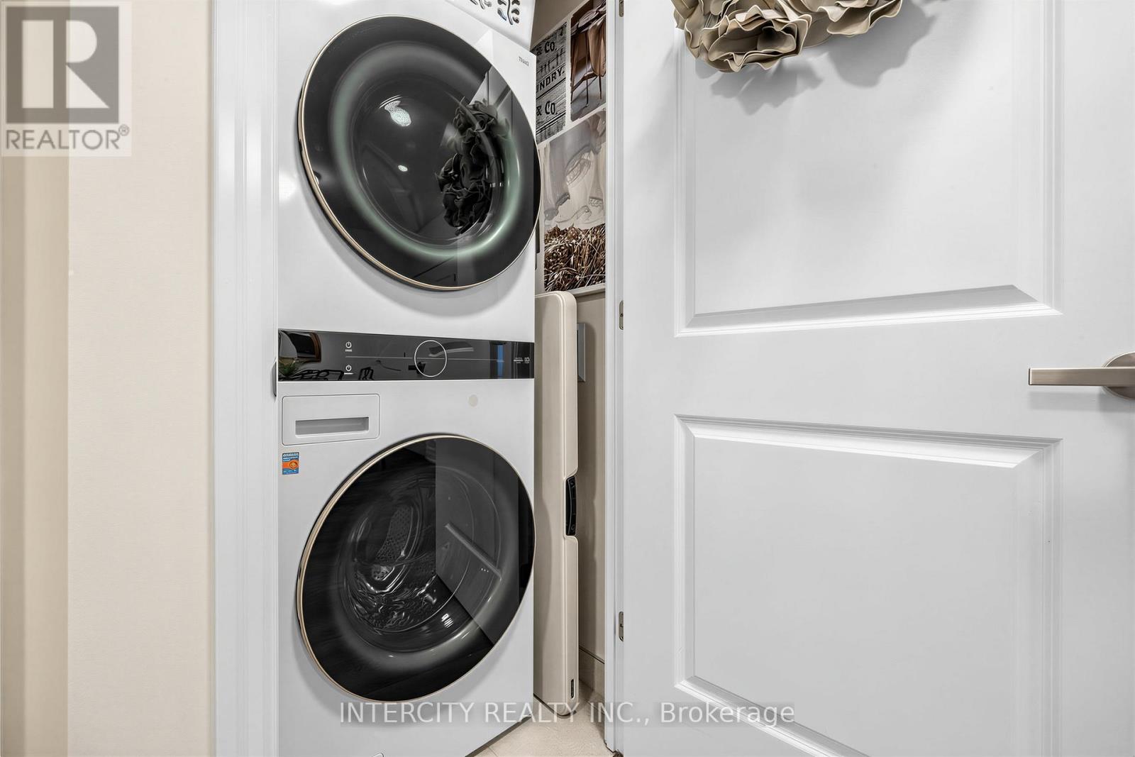 210 - 9075 Jane Street, Vaughan, Ontario  L4K 0L7 - Photo 25 - N13102624