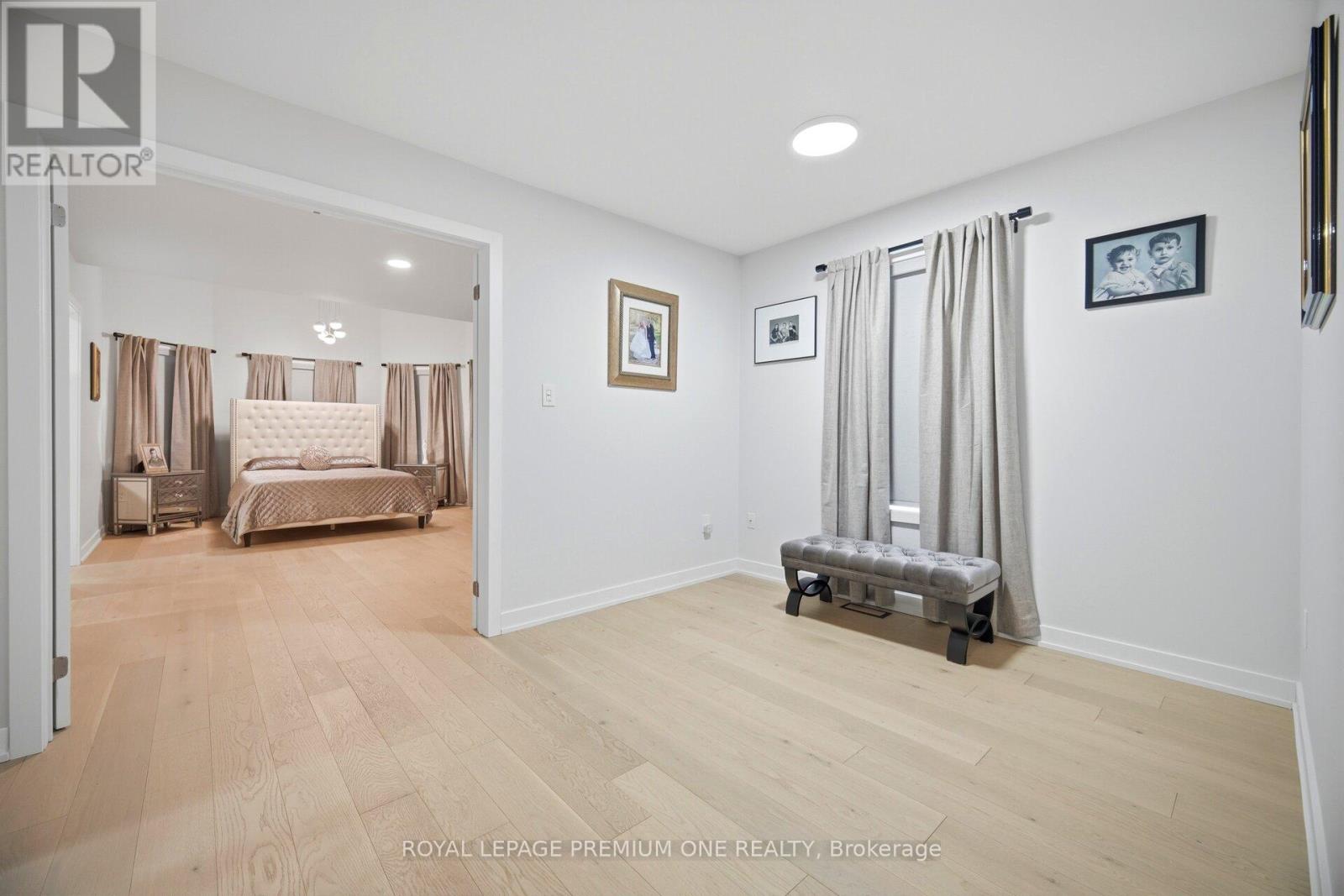 2 Hollywood Hill Circle, Vaughan, Ontario  L4H 2P7 - Photo 22 - N13102684