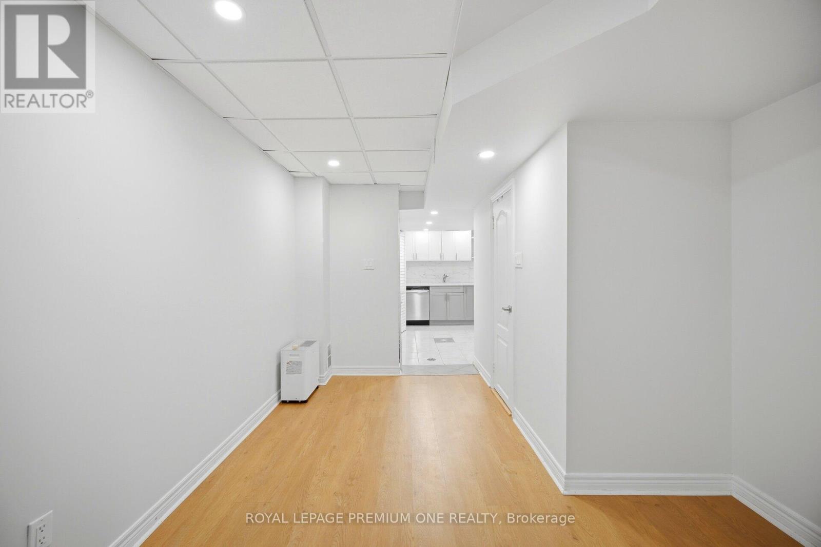 2 Hollywood Hill Circle, Vaughan, Ontario  L4H 2P7 - Photo 35 - N13102684