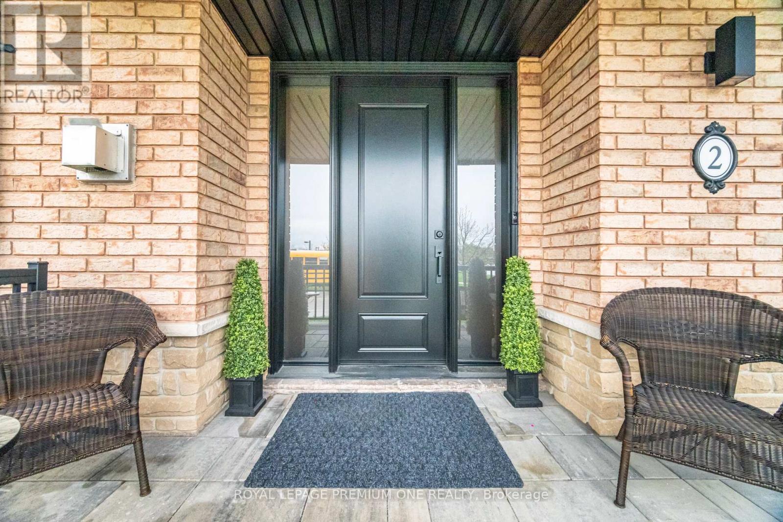 2 Hollywood Hill Circle, Vaughan, Ontario  L4H 2P7 - Photo 4 - N13102684