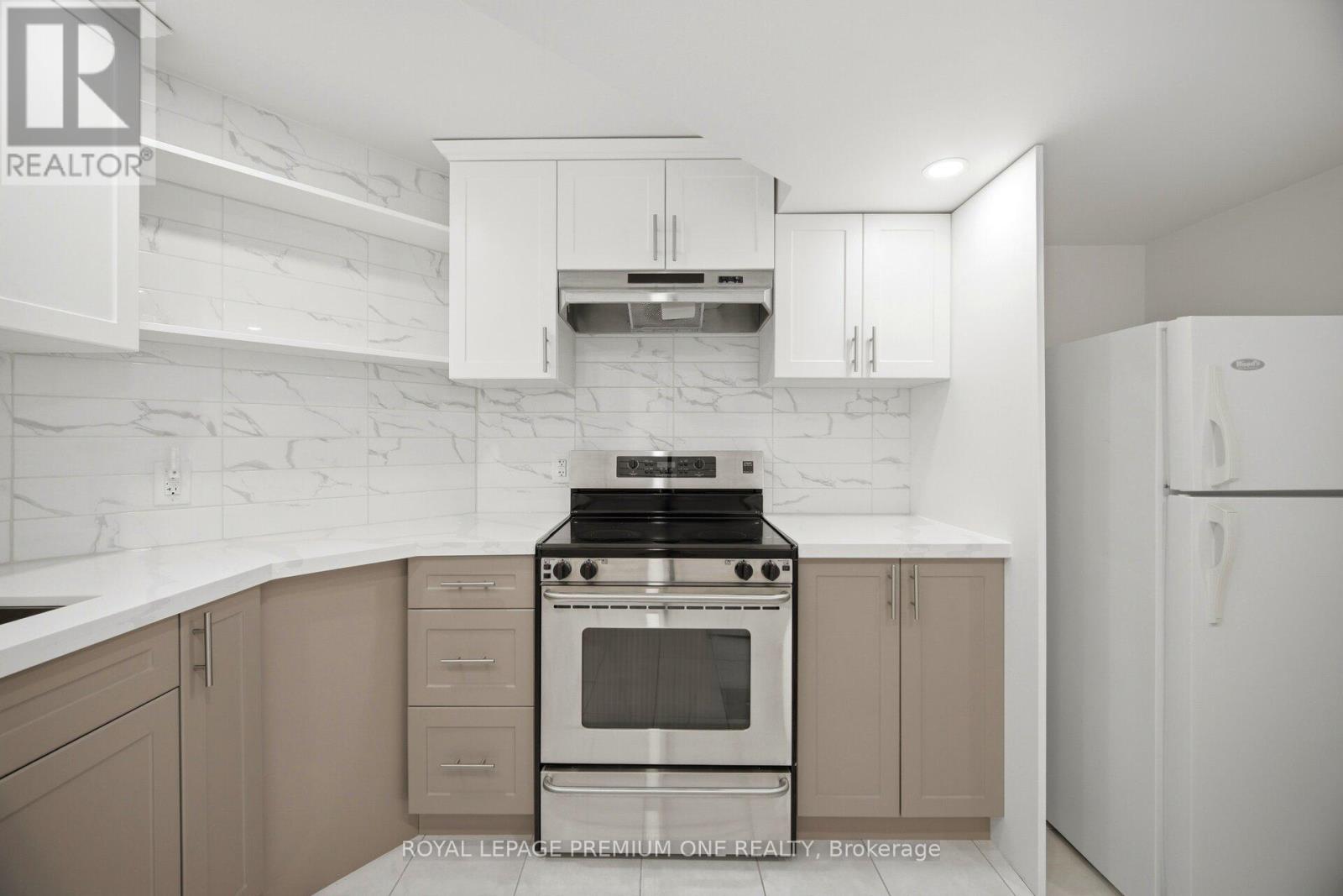2 Hollywood Hill Circle, Vaughan, Ontario  L4H 2P7 - Photo 40 - N13102684