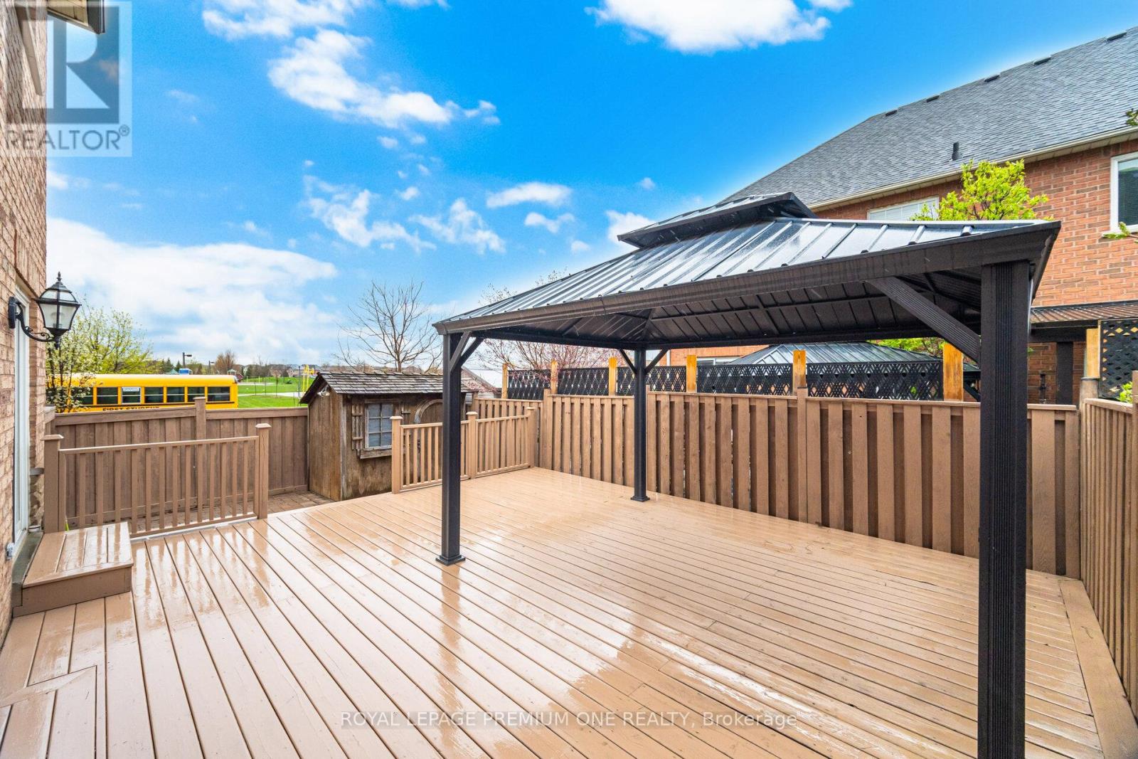 2 Hollywood Hill Circle, Vaughan, Ontario  L4H 2P7 - Photo 48 - N13102684