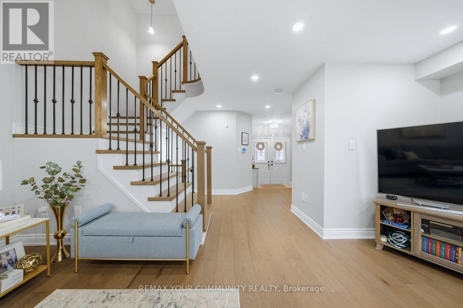 18 La Neve Avenue, Vaughan, Ontario  L4H 1N9 - Photo 14 - N13102714