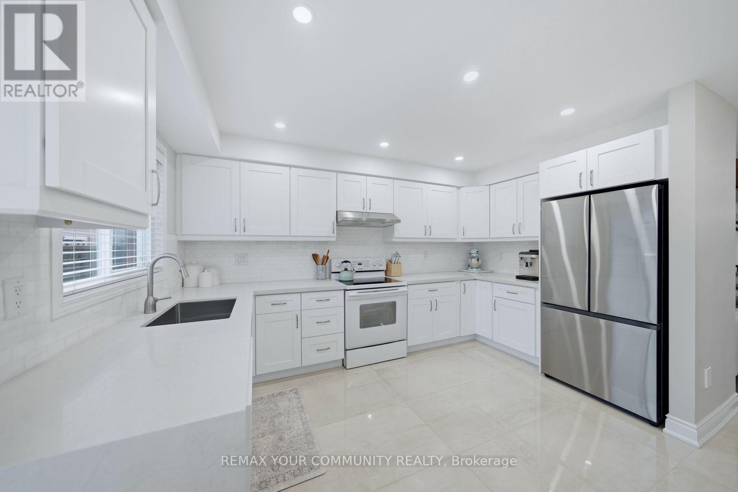 18 La Neve Avenue, Vaughan, Ontario  L4H 1N9 - Photo 21 - N13102714