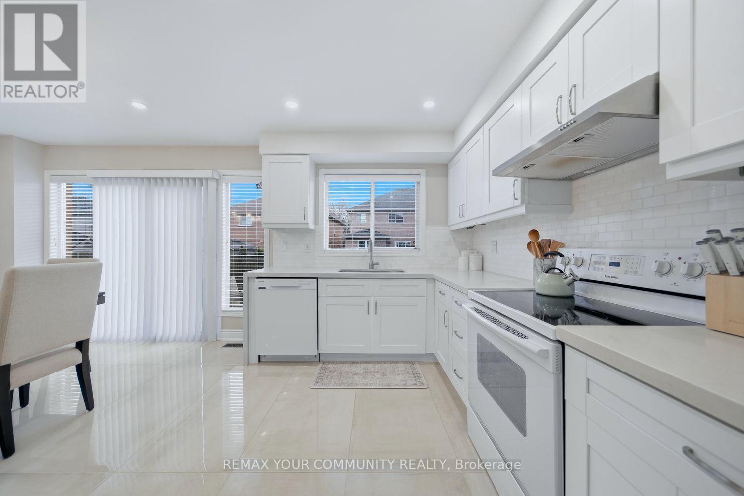 18 La Neve Avenue, Vaughan, Ontario  L4H 1N9 - Photo 22 - N13102714